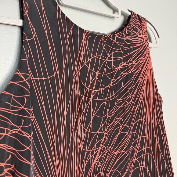 Halogen Gray & Coral Floral Sleeveless lightweight Shift Dress - Picture 6 of 7